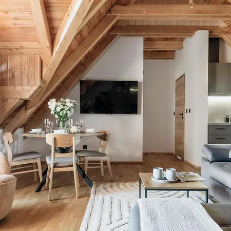 Apres Bachleda - Loftaffair Collection 4*